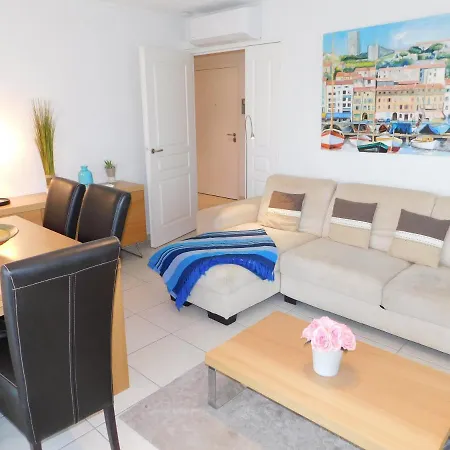 T3 Villa Olea Proche Plage Avec Parking Appartement Antibes